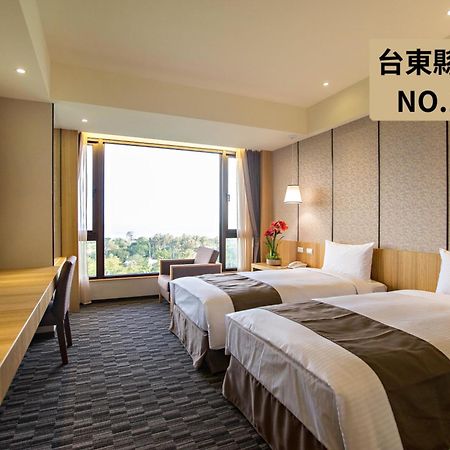 Taitung Kaishen Starlight Hotel מראה חיצוני תמונה