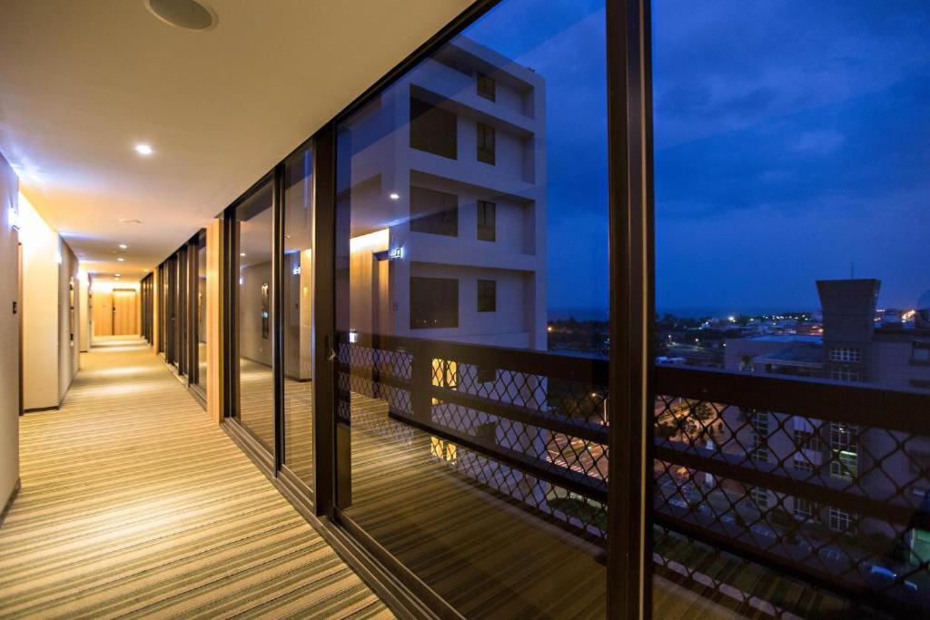 Taitung Kaishen Starlight Hotel מראה חיצוני תמונה