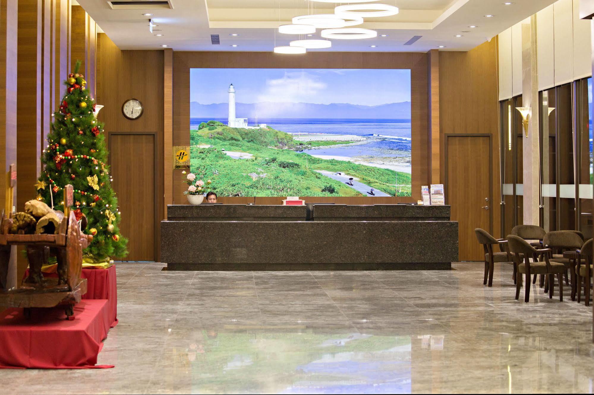 Taitung Kaishen Starlight Hotel מראה חיצוני תמונה